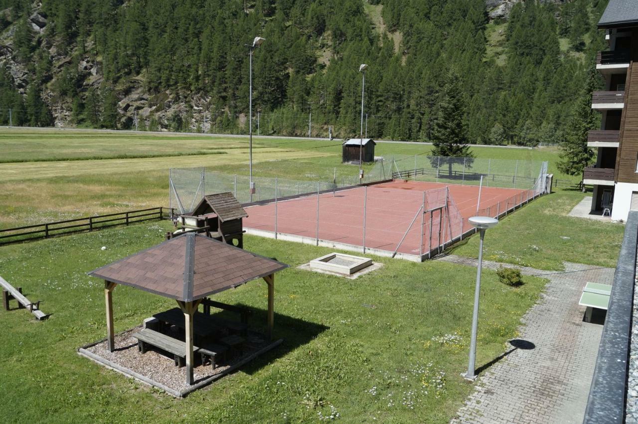 Monte Rosa D 412 Aparthotel Täsch Exterior foto